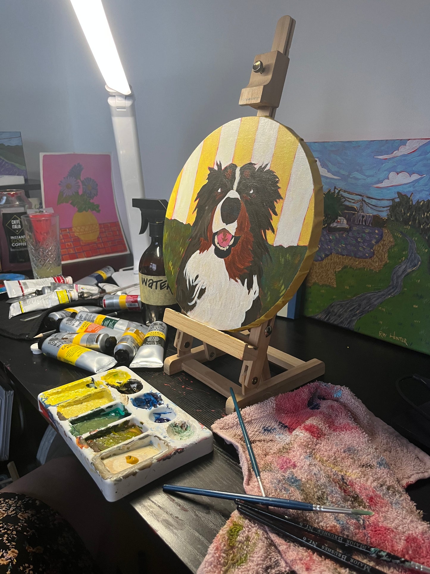 Pet Portrait Commission - 25 x 25cm Circular Canvas
